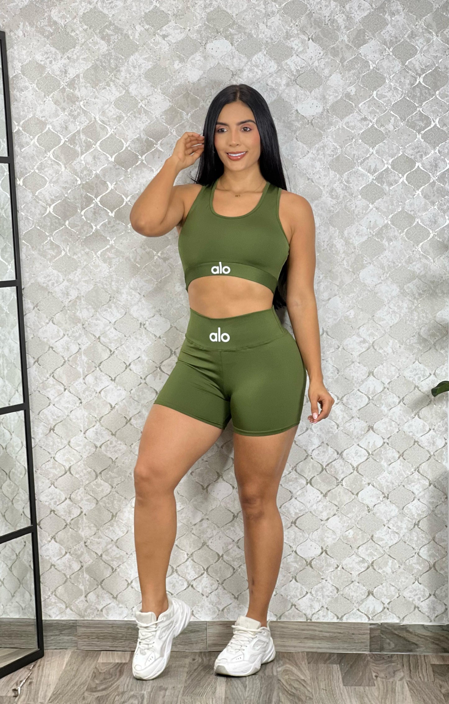 CONJUNTO SHORT + ESQUELETO