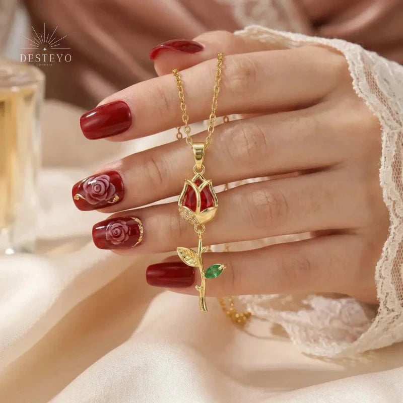 🌹 Collar Clavel Rojo Oro ✨